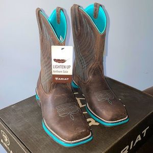 Ariat Square Toe, Anthem Cowboy Boots, Size9